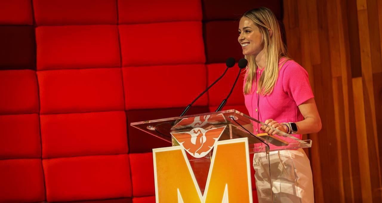 Presenta Mariana “Monterrey Emprendedor”